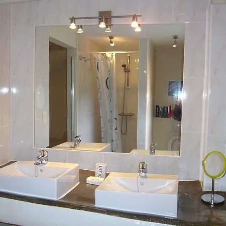 B&B Lasnavillasmm Hostel *