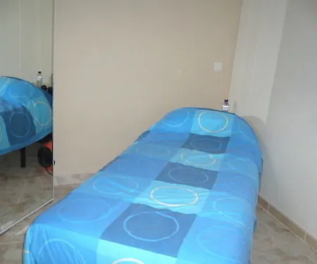 Lasnavillasmm Hostal Montefrío